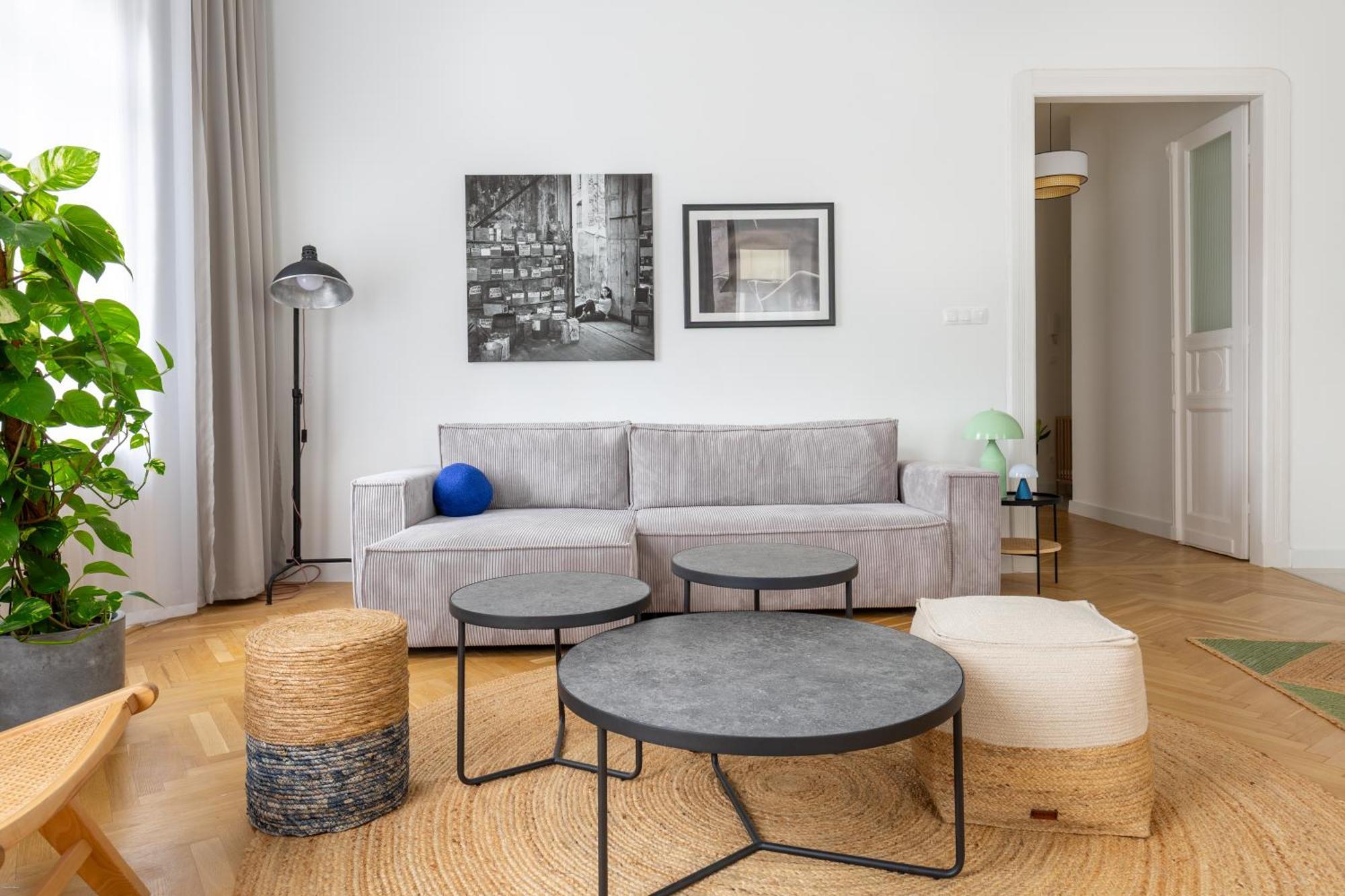 Raday 43 By Stn Budapest